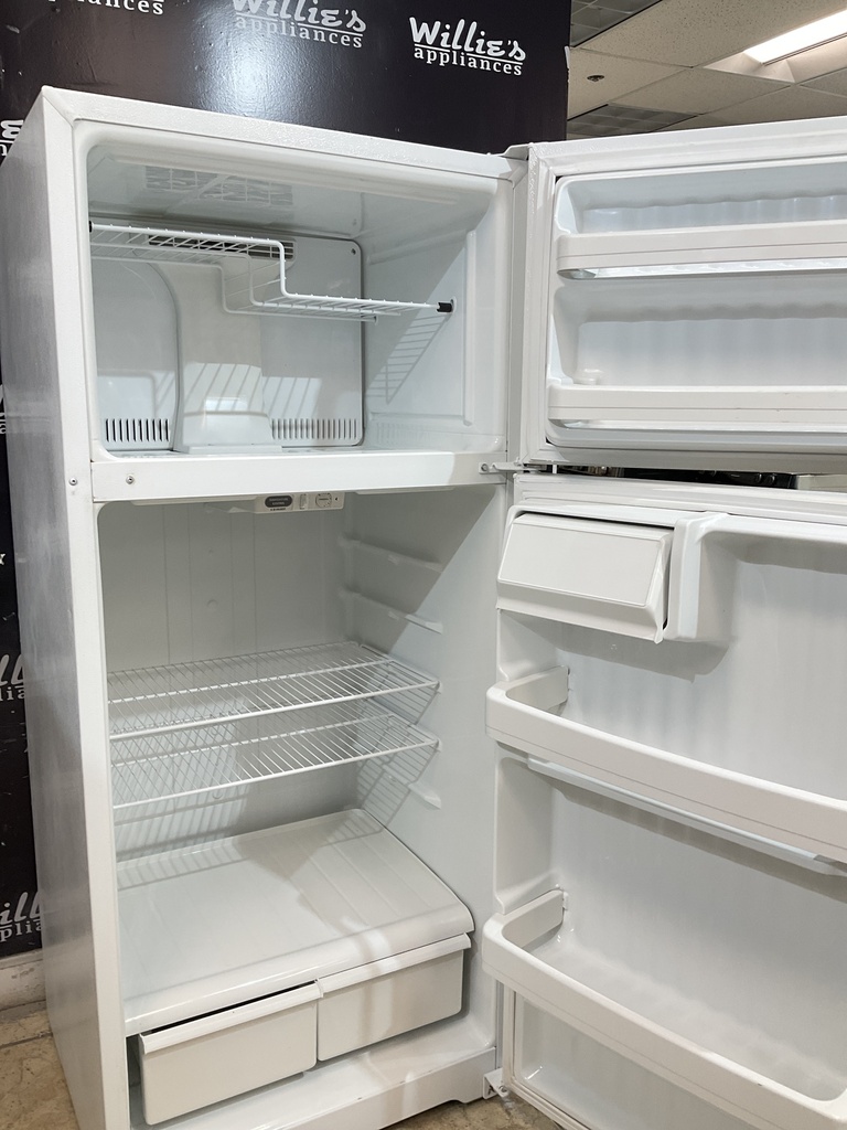 Hotpoint Used Refrigerator Top and Bottom 28x64 1/2” 