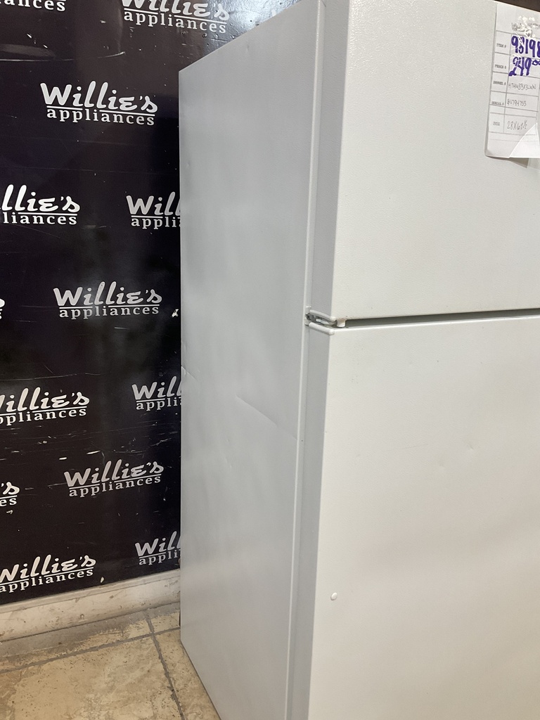 Hotpoint Used Refrigerator Top and Bottom 28x61 1/2” (White) 