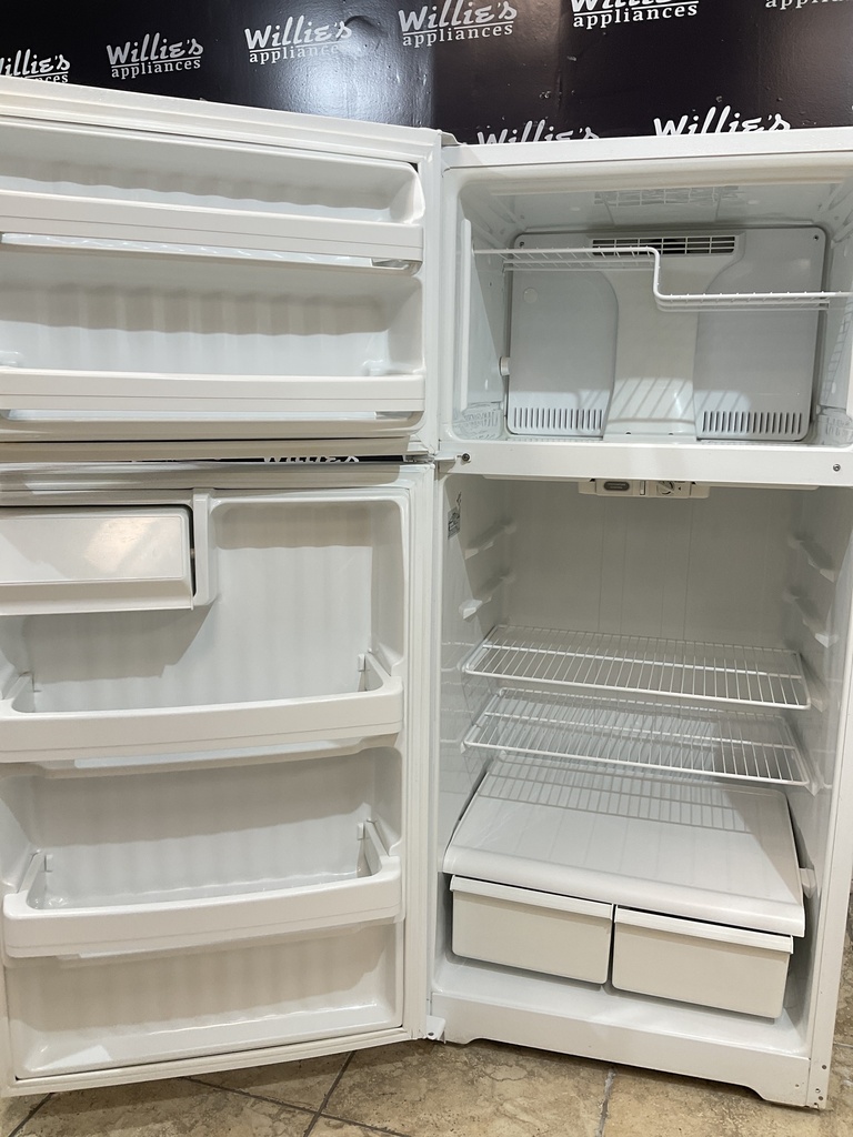 Hotpoint Used Refrigerator Top and Bottom 28x61 1/2” (White) 