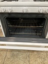 Frigidaire Used Natural Gas Stove 30inches (White) 