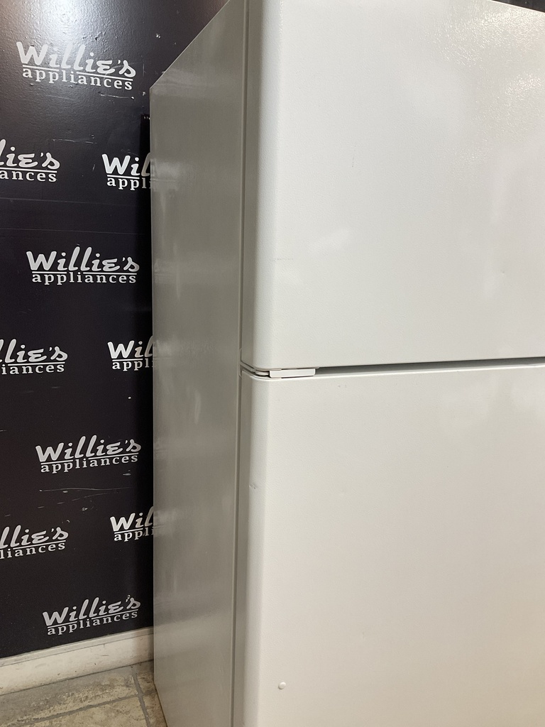 Ge Used Refrigerator Top and Bottom 30x66 1/2 (White) 