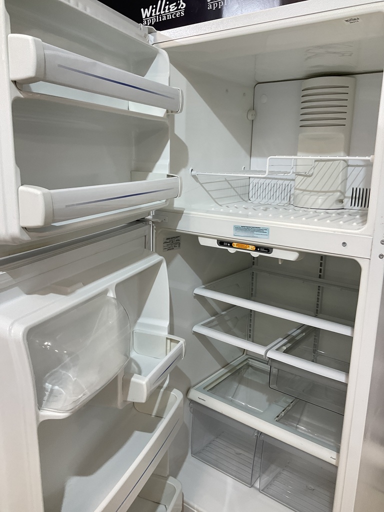 Ge Used Refrigerator Top and Bottom 30x66 1/2” (White)
