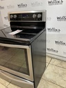 Whirlpool Used Electric Stove 220volts  (40/50 AMP) 30inches {3 prong} (Stainless Steel)