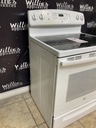 Ge Used Electric Stove 220volts (40/50 AMP) 30inches {4 prong} (White) 