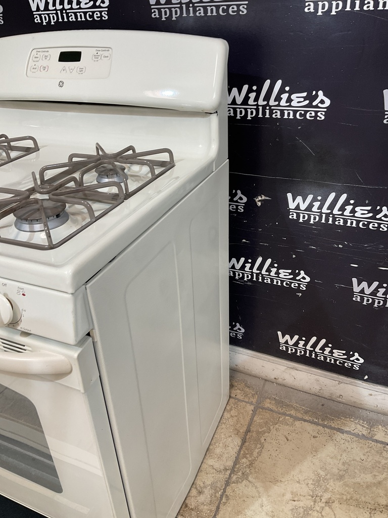 Ge Used Natural Gas Stove 30inches (Bisque) 