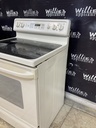 Ge Used Electric Stove 220volts (40/50 AMP) 30inches {no cord} (Bisque)