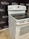 Ge Used Electric Stove 220volts (40/50 AMP) 30inches {3 prong} (White) 