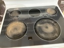 Ge Used Electric Stove 220volts (40/50 AMP) 30inches {3 prong} (White) 