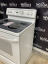 Ge Used Electric Stove 220volts (40/50 AMP) 30inches {3 prong} (White) 