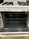 Frigidaire Used Natural Gas Stove 30inches (White) 