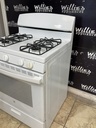 Ge Used Natural Gas Stove 30inches. (white)