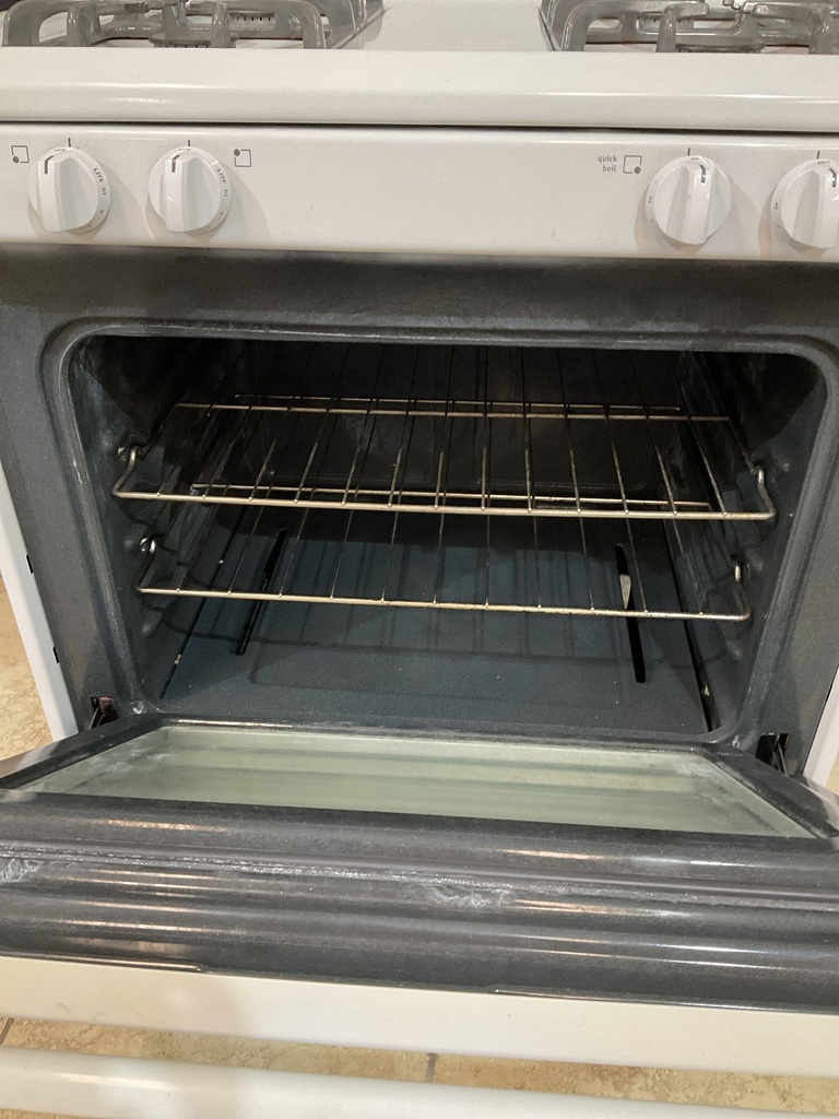 Frigidaire Used Natural Gas Stove 30inches (White) 