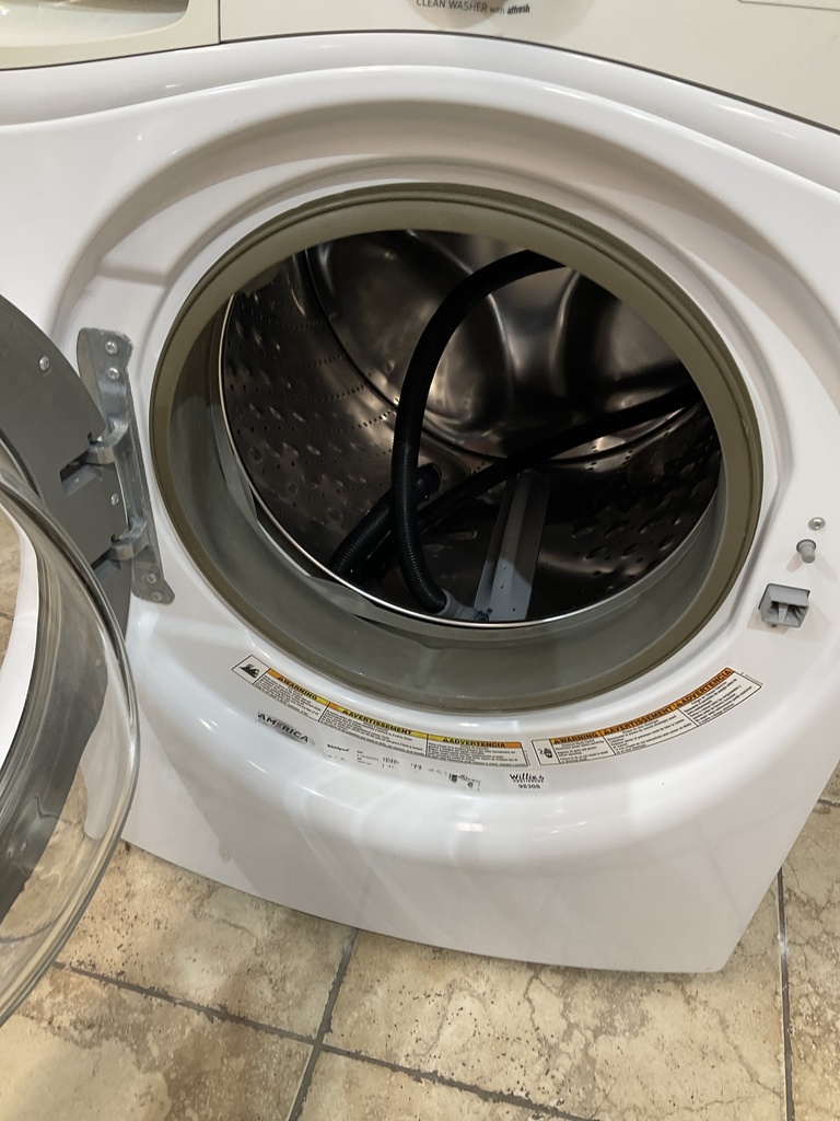 Whirlpool Used Washer Front-load 27inches (White) 