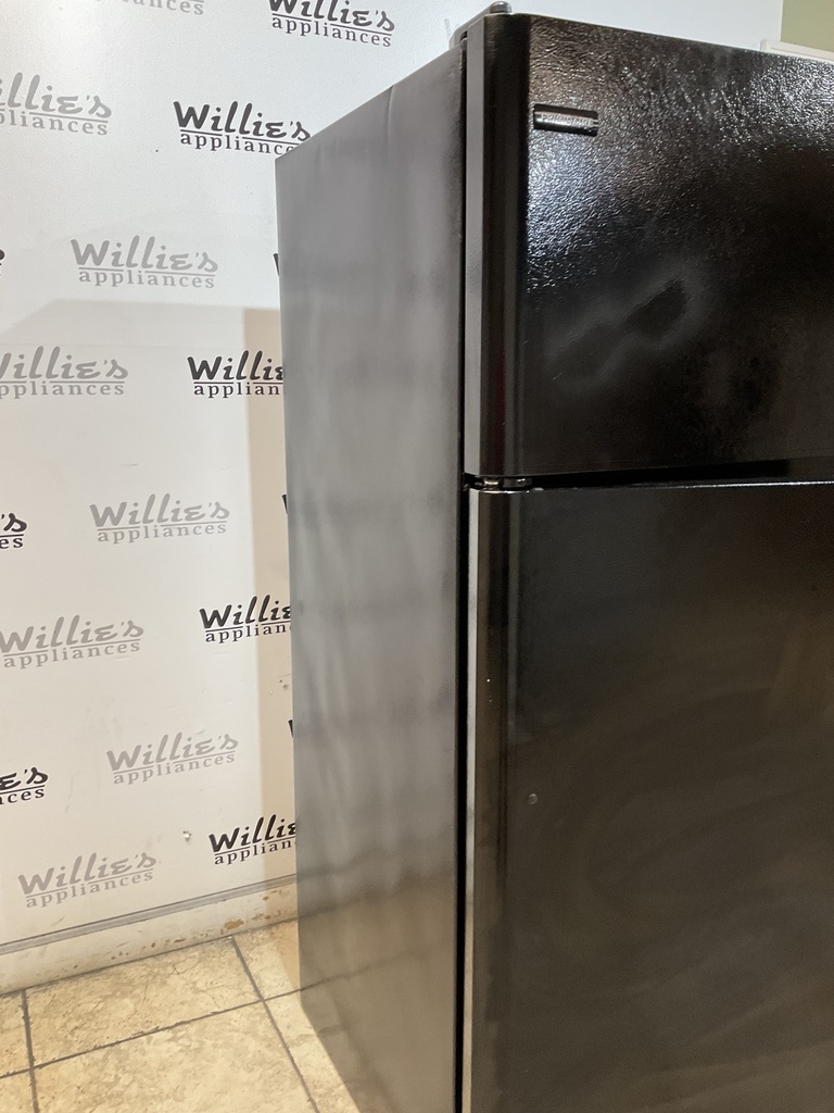Frigidaire Used Refrigerator Top and Bottom 30x65 1/2 (Black) 