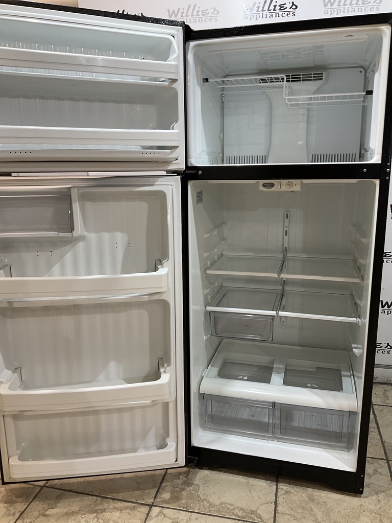 Ge Used Refrigerator Top and Bottom 28x67 (Black) 