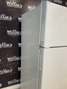 Hotpoint Used Refrigerator Top and Bottom 28x61 (White) 