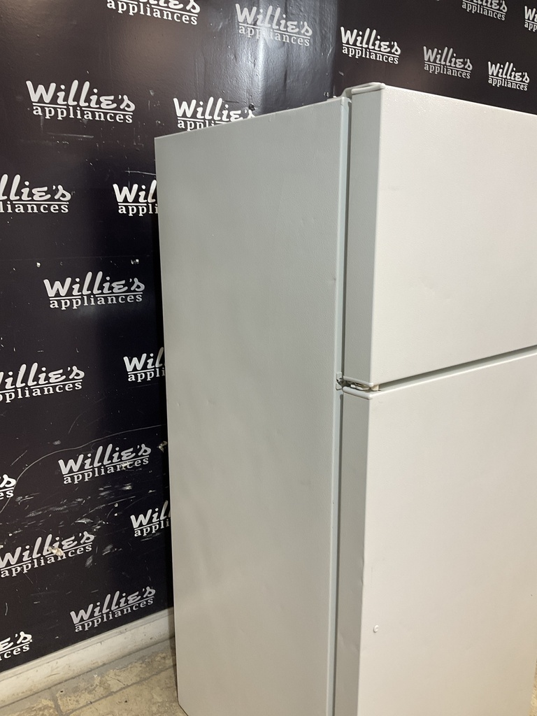 Ge Used Refrigerator Top and 28x64 1/2” (White) 
