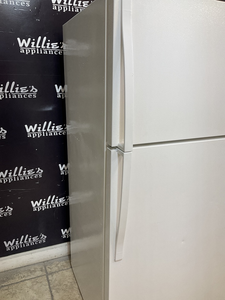 Whirlpool Used Refrigerator Top and Bottom 28x62 1/2” (White) 