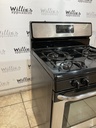 Frigidaire Used Gas Propane Stove 30inches (White) 