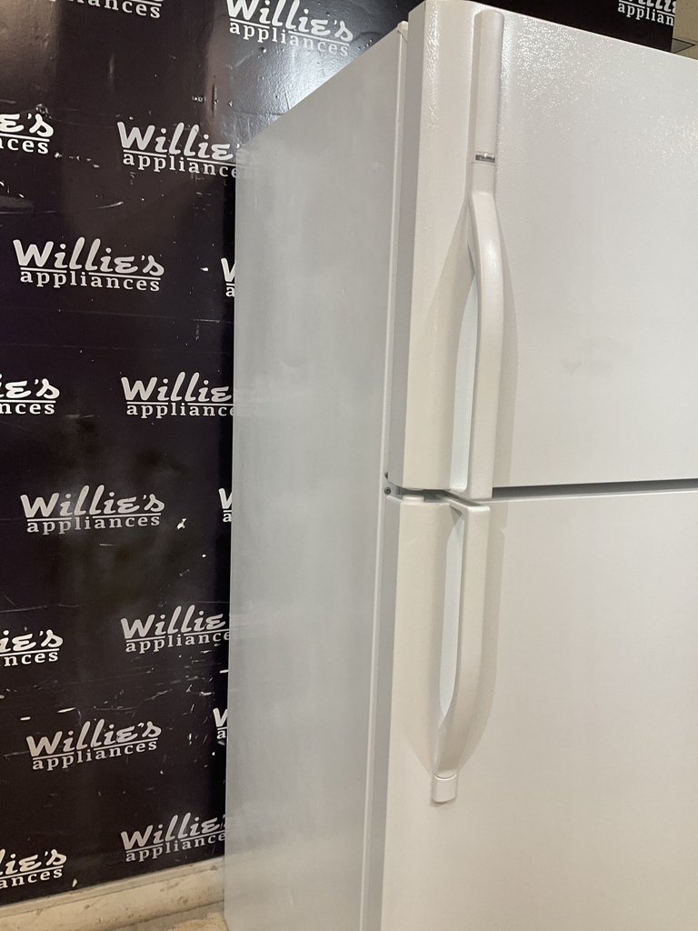 Kenmore Used Refrigerator Top and Bottom 30x68 1/2” (White) 