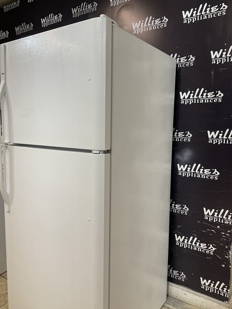 Kenmore Used Refrigerator Top and Bottom 30x68 1/2” (White) 