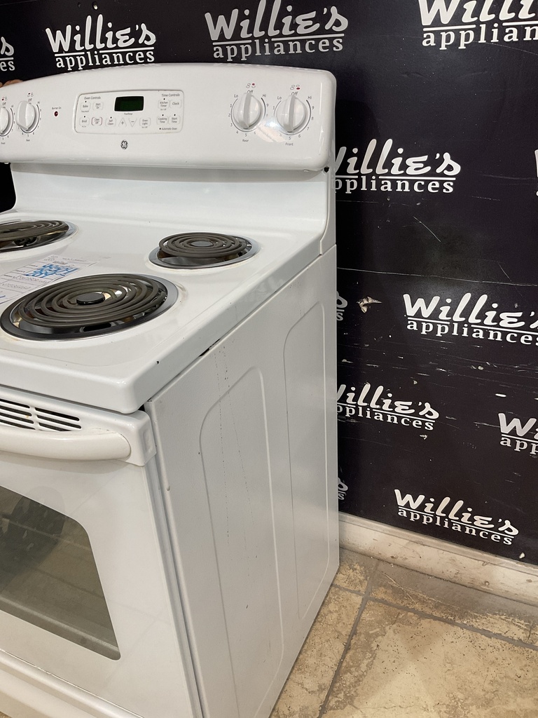 Ge Used Electric Stove 220volts (40/50 AMP) 30inches {no cord} (White) 
