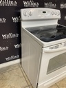 Ge Used Electric Stove 220volts (40/50 AMP) 30inches {3 prong} (White) 