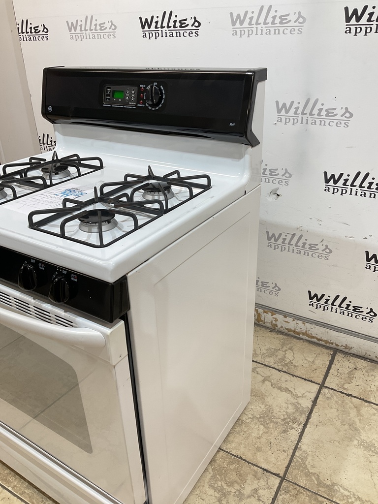 Ge Used Natural Gas Stove 30inches (White/Black) 