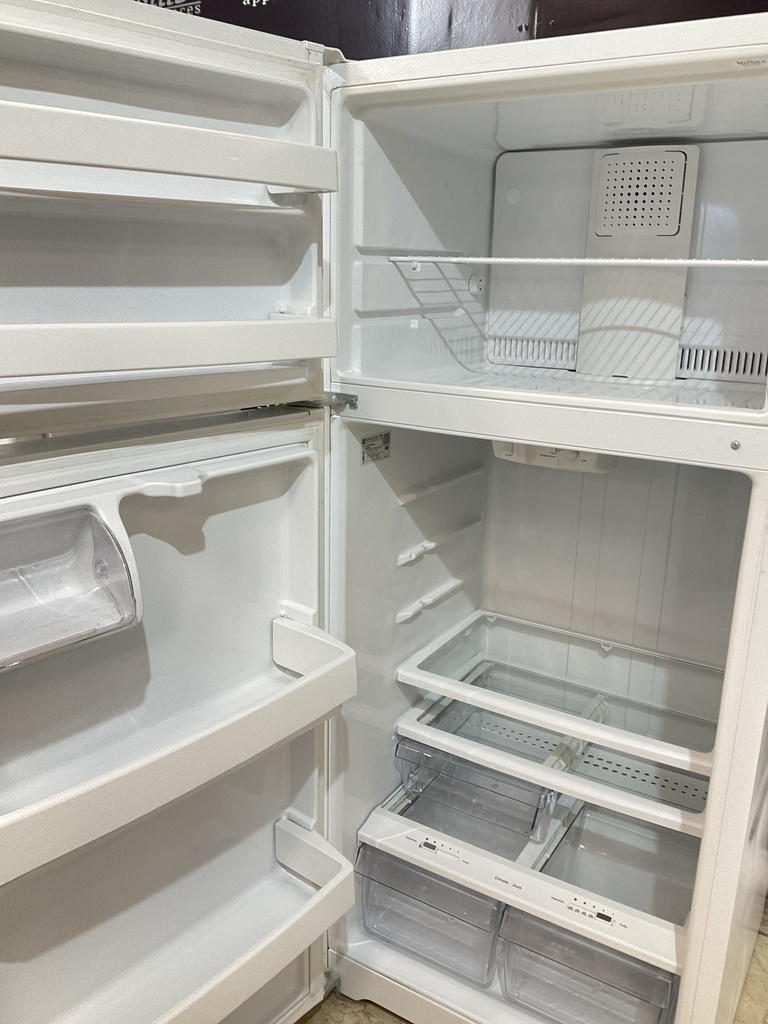 Ge Used Refrigerator Top and Bottom 28x64 1/2” (White) 