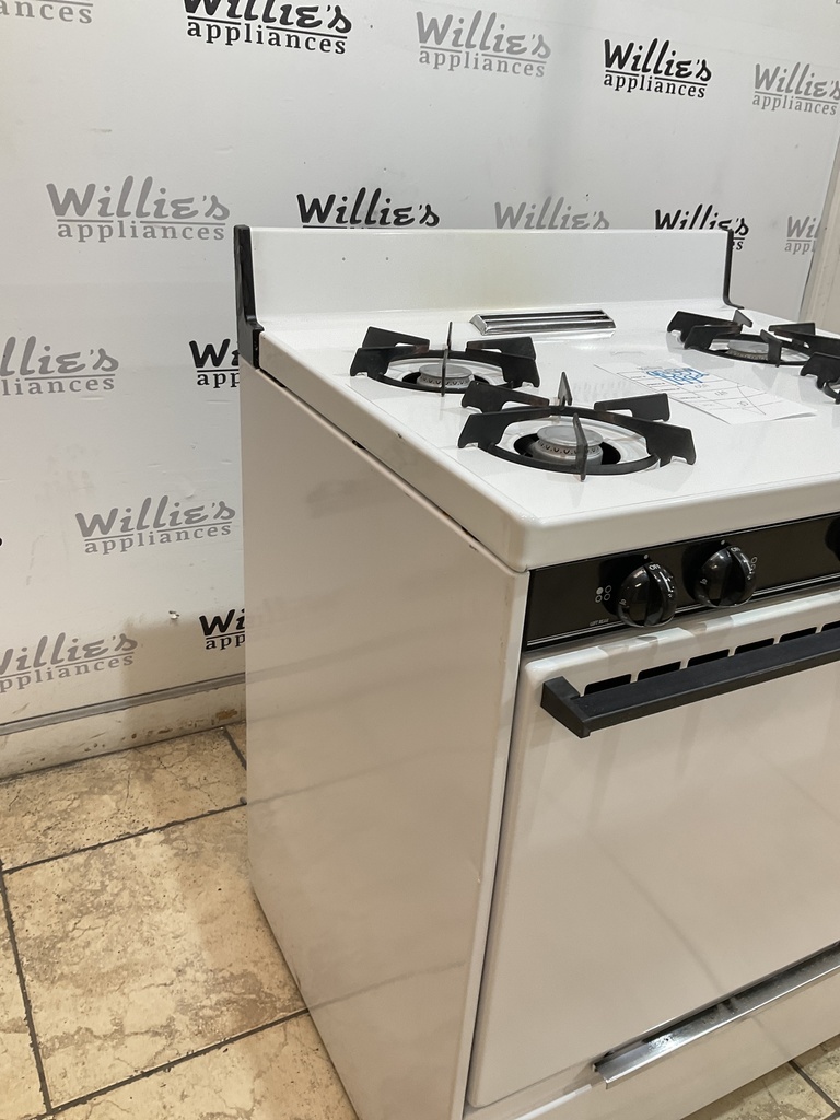 Frigidaire Used Natural Gas Stove 30inches (White) 