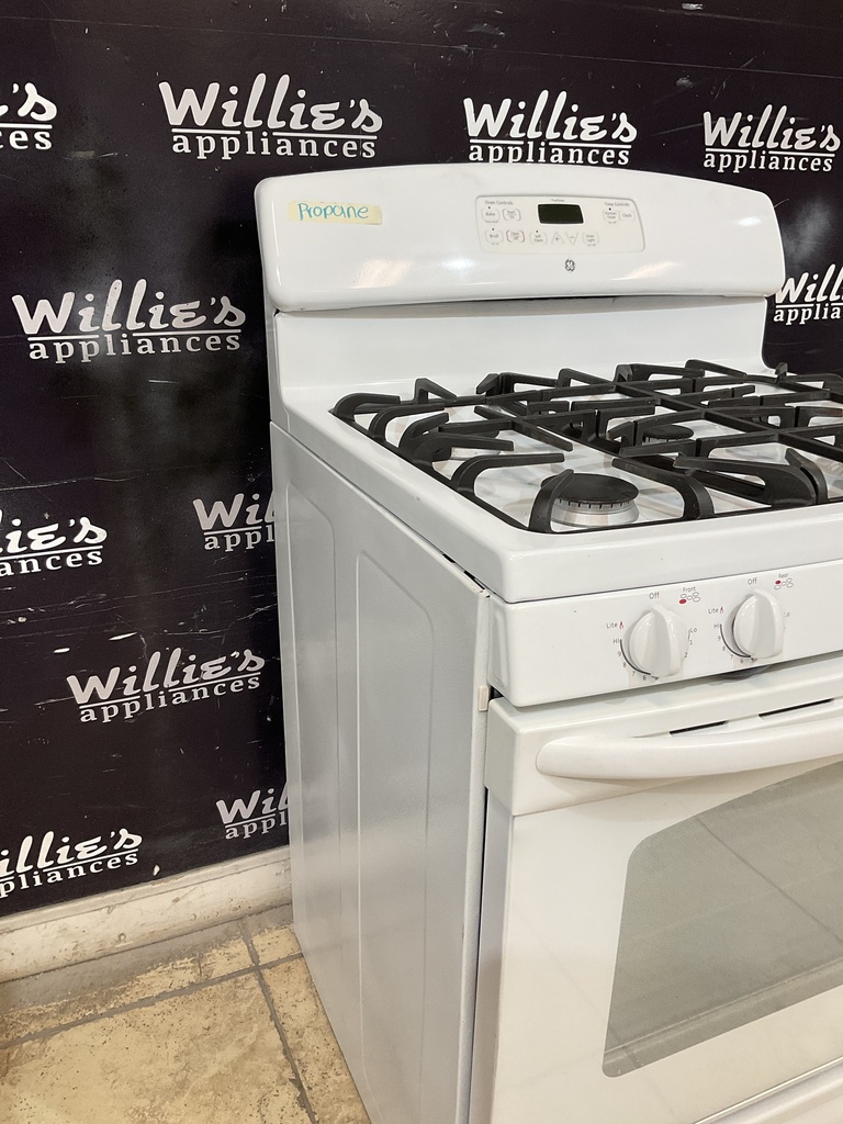 Ge Used Gas Propane Stove 30inches (White) 