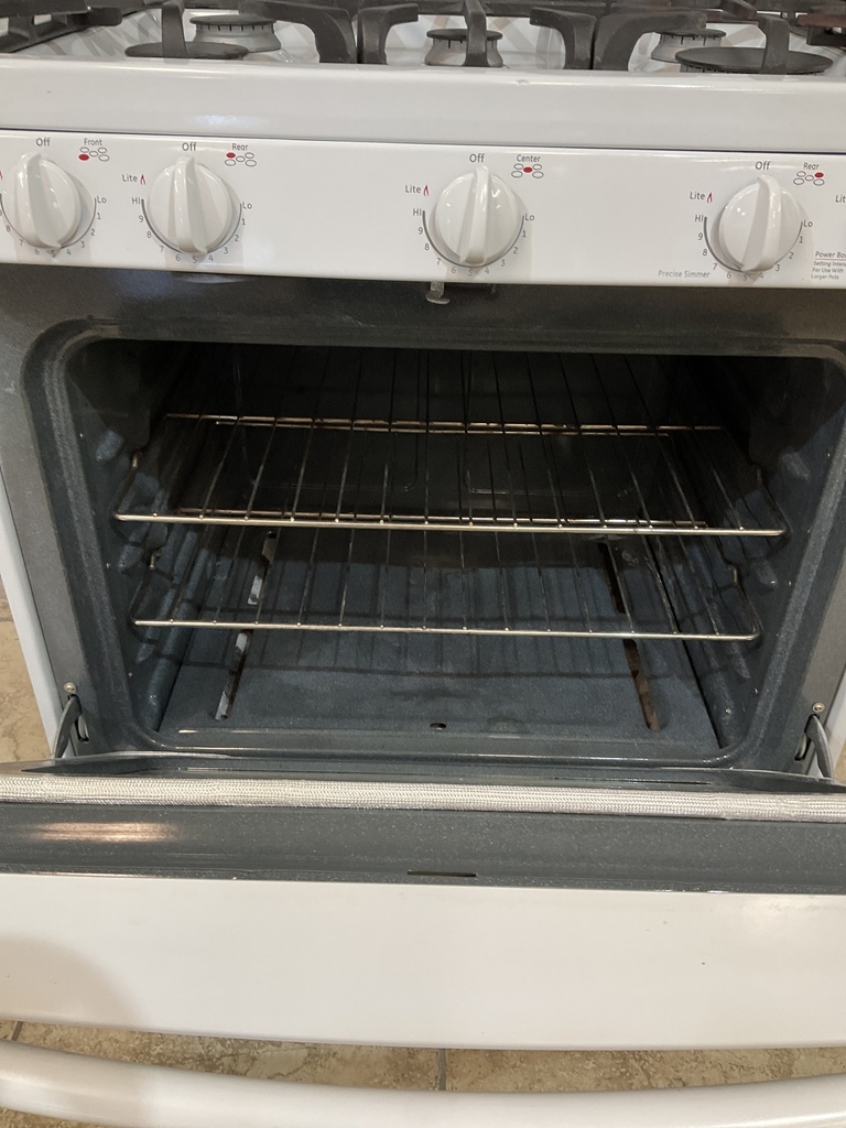 Ge Used Gas Propane Stove 30inches (White) 