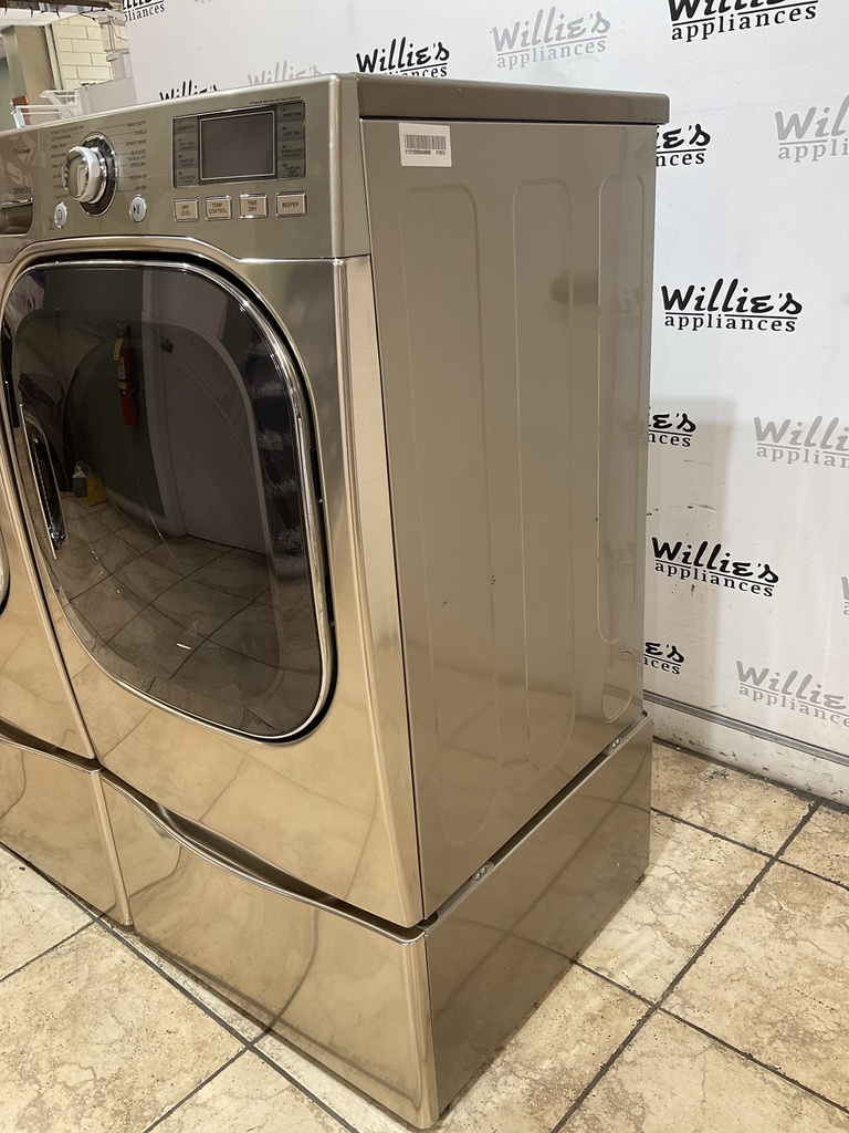 Lg Used Electric Set Washer/Dryer Front-load 27inches (Hathaway Gold) 