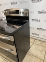 Ge Used Electric Stove 220volts (40/50 AMP) 30inches {no cord} (Stainless steel) 