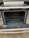 Whirlpool Used Electric Stove 220volts (40/50 AMP) 30inches {no cord} (Bisque) 