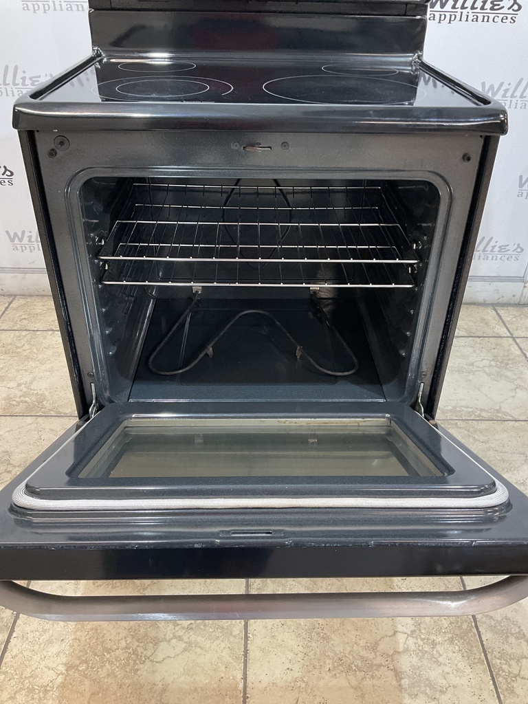 Frigidaire Used Electric Stove 220volts (40/50 AMP) 30inches {3 prong} (Stainless Steel)