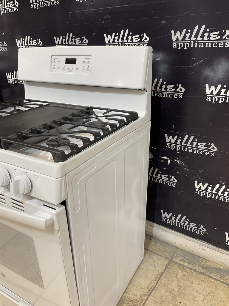 Ge Used Natural Gas Stove 30inches (White) 