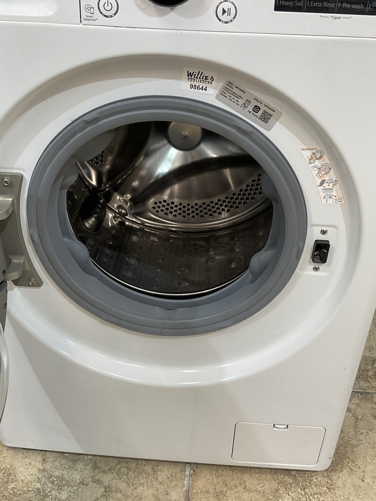 Lg Used Washer Front-load 23 1/2” (White) 