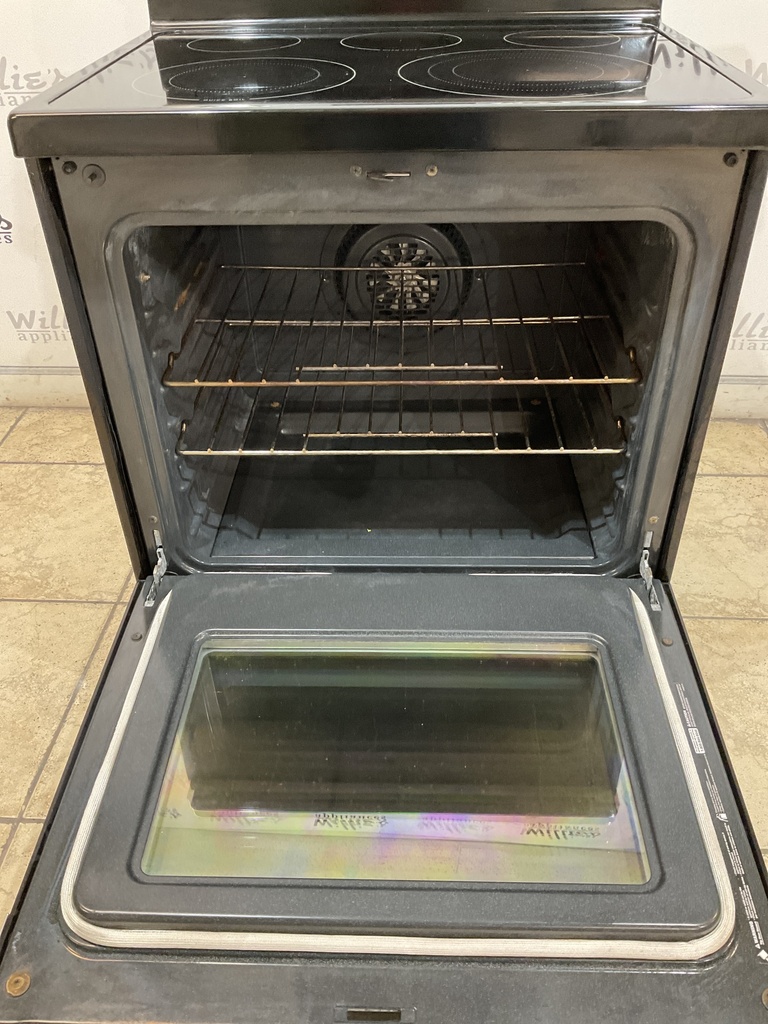 Frigidaire Used Electric Stove 220volts (40/50 AMP) 30inches {no cord} (Stainless steel) 