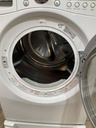 Lg Used Electric Dryer 220volts (30 AMP)  27inches {3 prong} (White