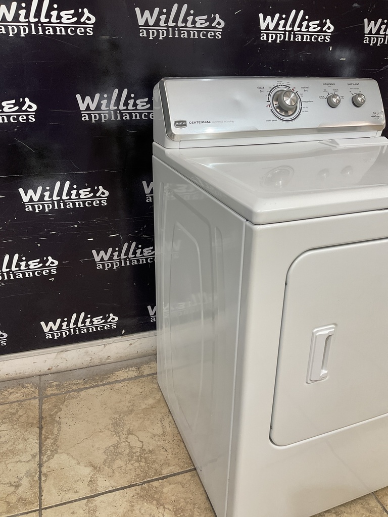 Maytag Used Electric Dryer 220volts (30 AMP) 27inches {3  prong} (White) 