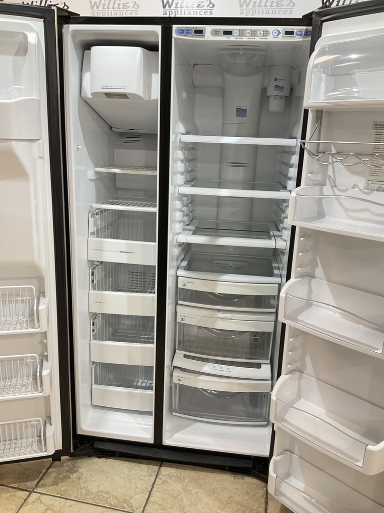 Ge Used Refrigerator Side by Side 36x69 (Stainless Steel) 