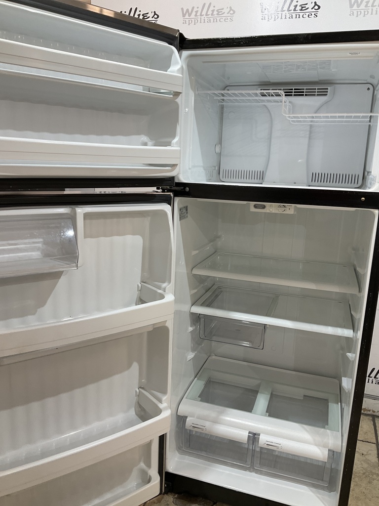 Ge Used Refrigerator Top and Bottom 28x67 1/2” (Stainless Steel) 