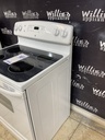 Ge Used Electric Stove 220volts (40/50 AMP) 30inches {3 prong} (White) 