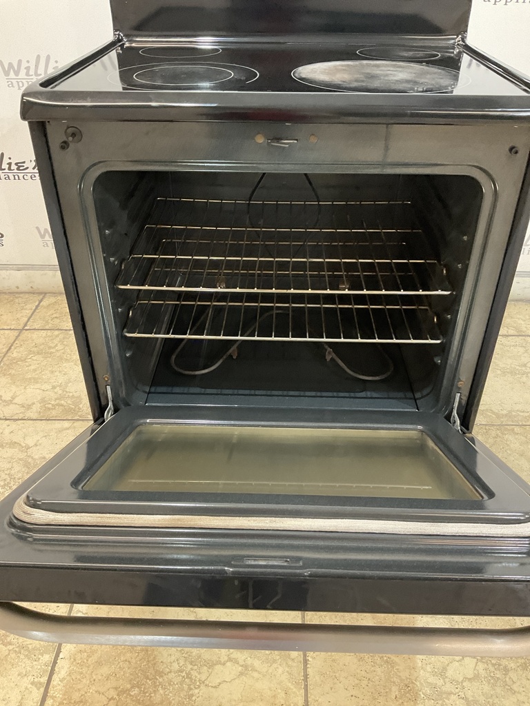 Frigidaire Used Electric Stove 220volts (40/50 AMP) 30inches {no cord} (Stainless steel) 