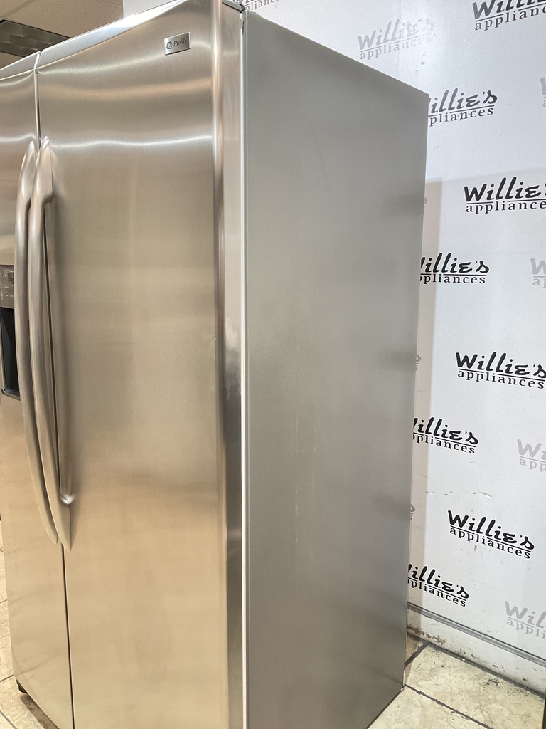 Ge Used Refrigerator Side by Side 36x69 1/2” (Stainless Steel) 