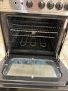 Avanti Used Electric Stove 220volts (40/50 AMP) 23 1/2” (Stainless Steel) 