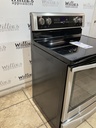 Whirlpool Used Electric Stove 220volts (40/50 AMP) 30inches {no cord} (Stainless Steel) 