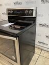 Whirlpool Used Electric Stove 220volts (40/50 AMP) 30inches {no cord} (Stainless Steel) 