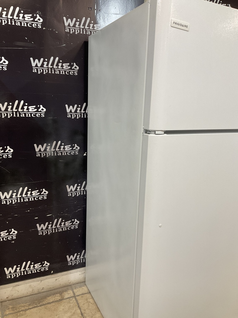 Frigidaire Used Refrigerator Top and Bottom 30x65 1/2” (White) 